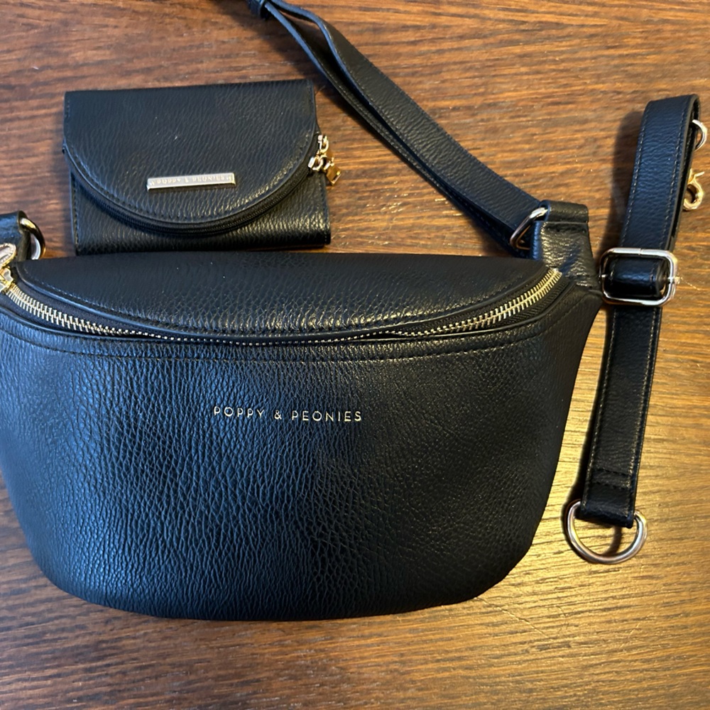 Poppy & Peonies Sidekick with matching Margaux wallet and extender.